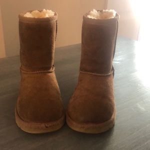 Chestnut UGG Boots